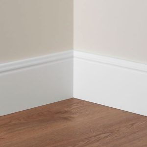 Rodapié Lacado Modelo 10